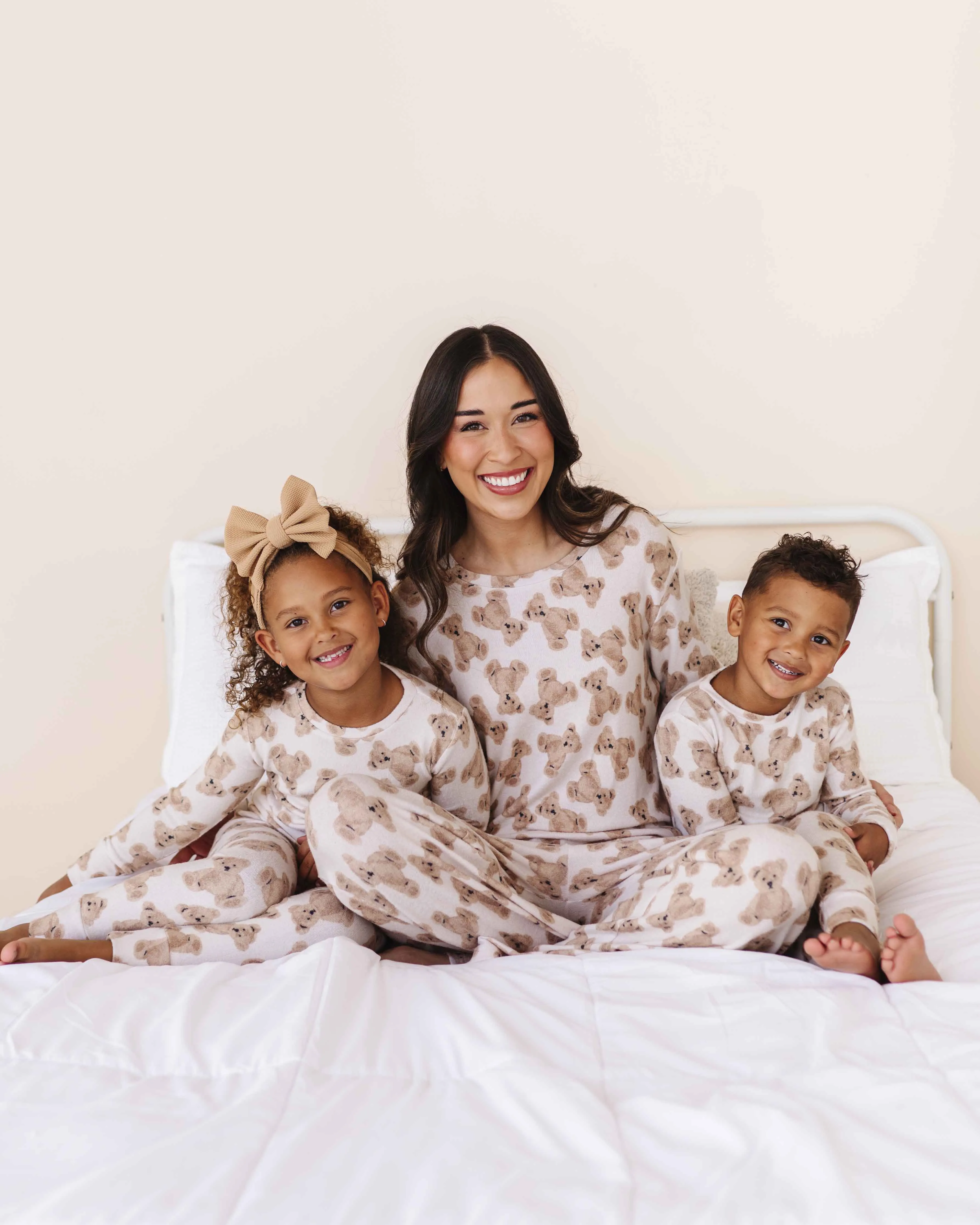 Bear Hugs Two-Piece Pajama Set - Cloud Plush Bamboo