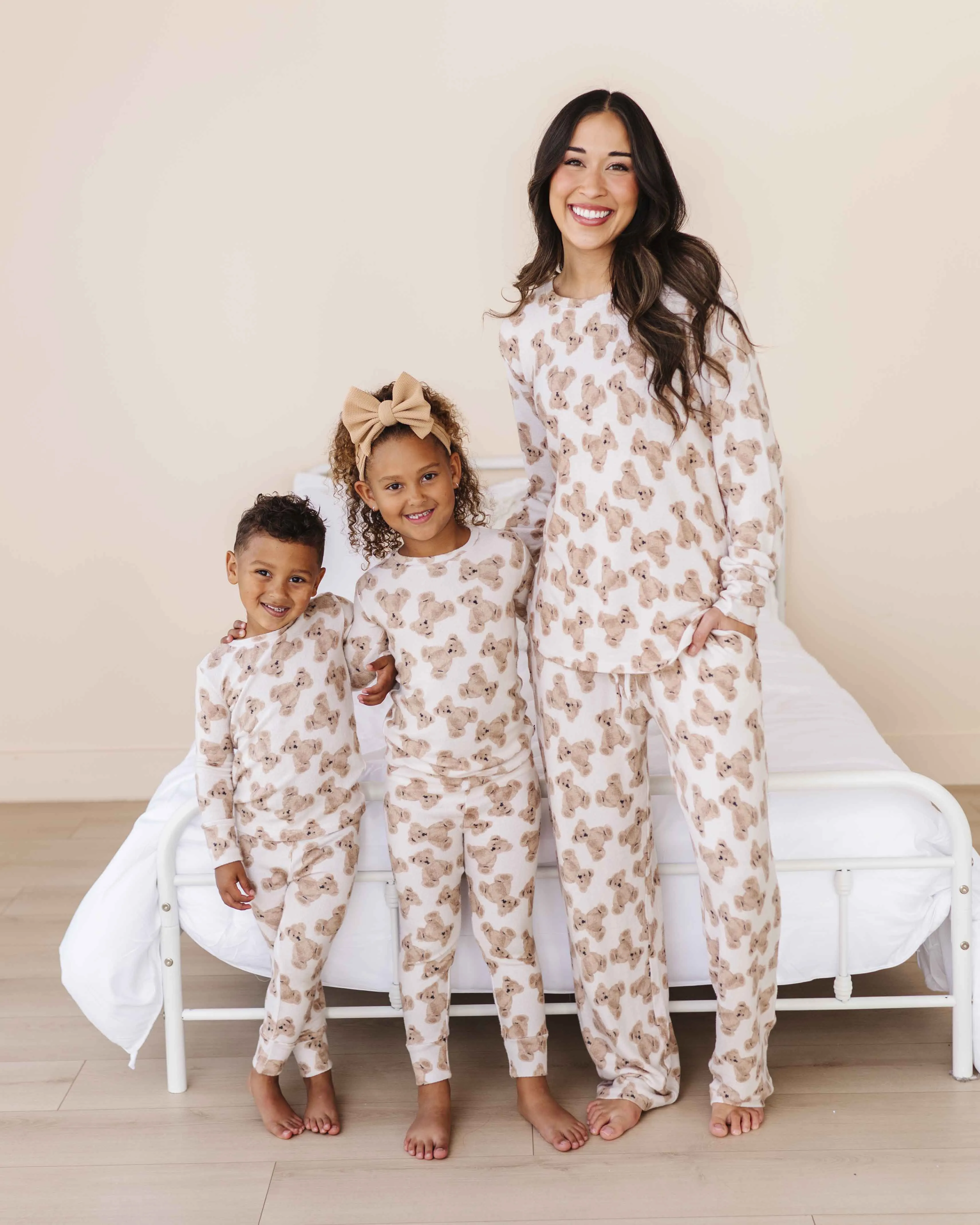 Bear Hugs Two-Piece Pajama Set - Cloud Plush Bamboo