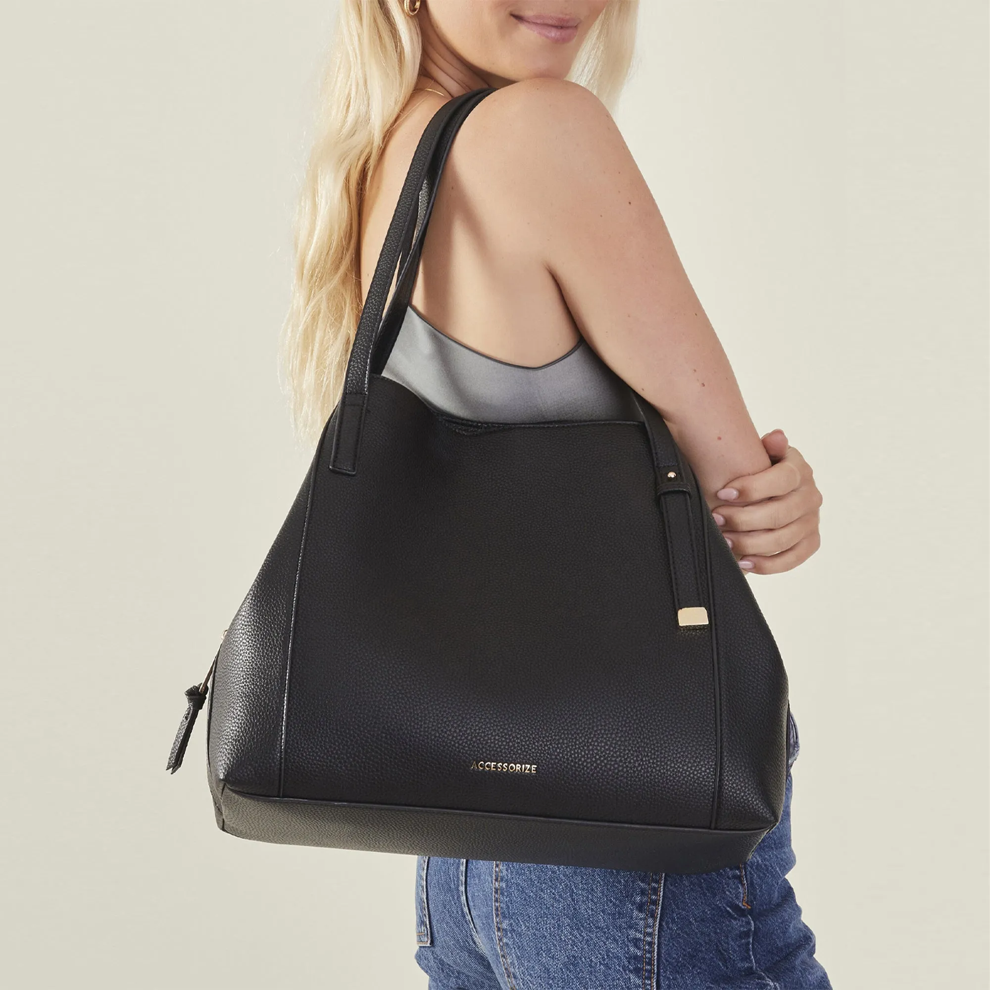 Black Bucket Shoulder Bag