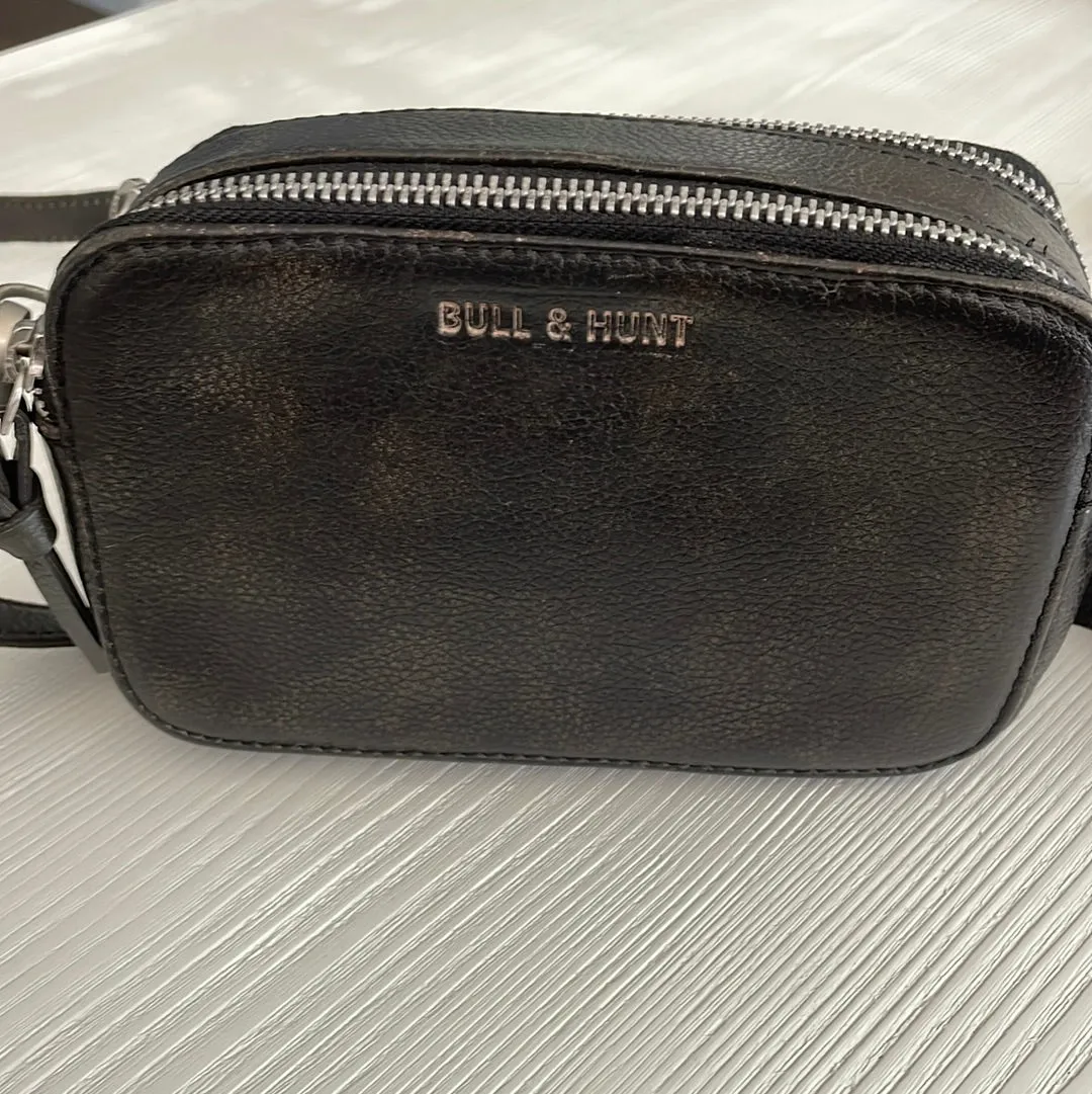 Bull & Hunt small clubbag im angesagten Camera Bag Look