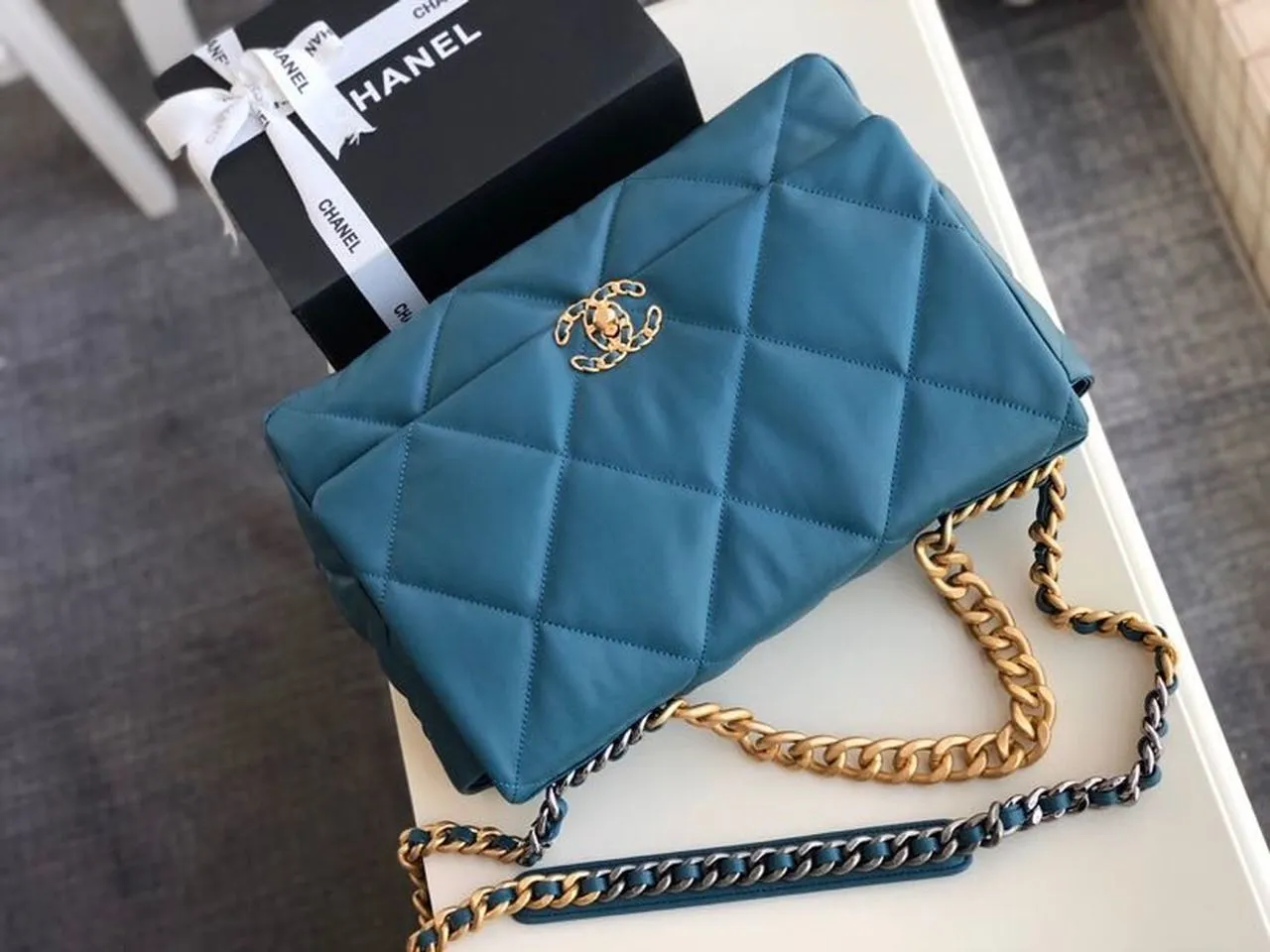 CHL 19 Maxi Handbag Teal For Women, Women&#8217;s Bags, Shoulder And Crossbody Bags 14in/36cm AS1162