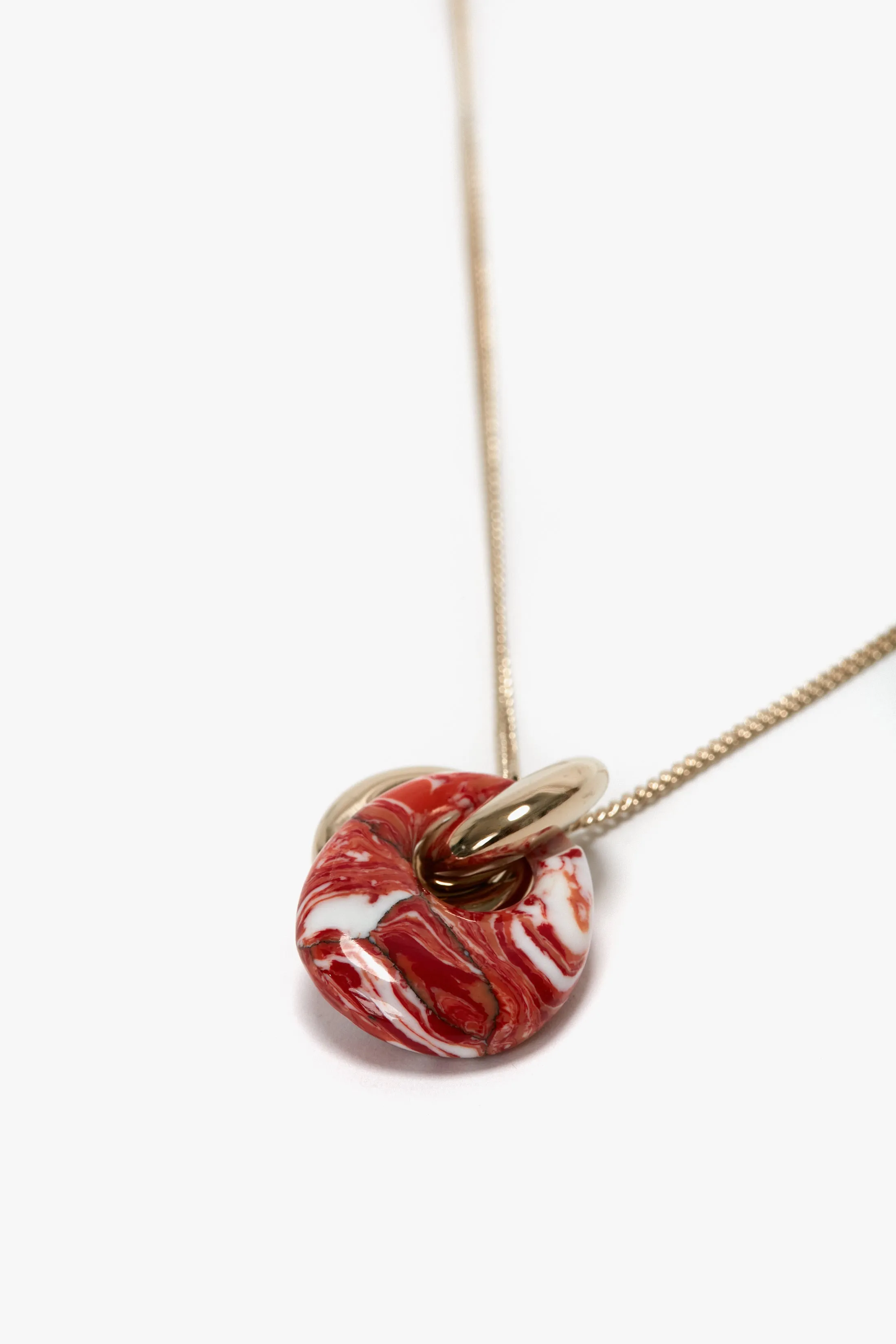 Exclusive Resin Pendant Necklace In Light Gold-Orange