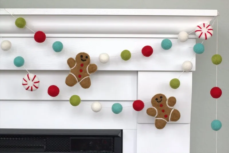 Gingerbread & Peppermint Christmas Felt Garland- Turquoise Red Green