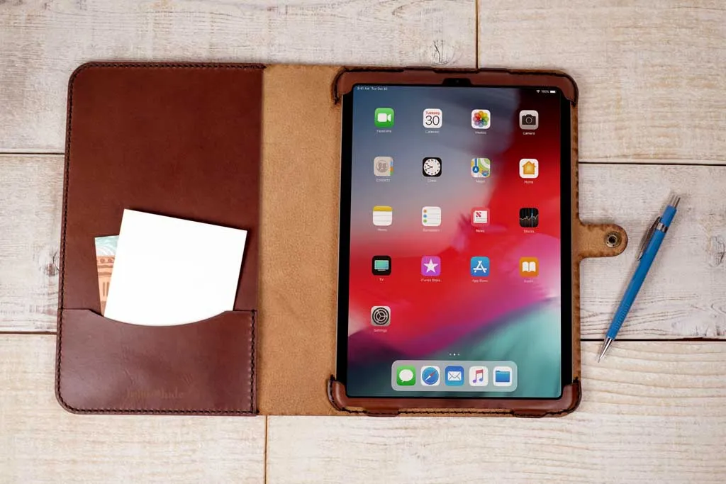 iPad Pro 11 1st Gen 2018 Classic Leather Case