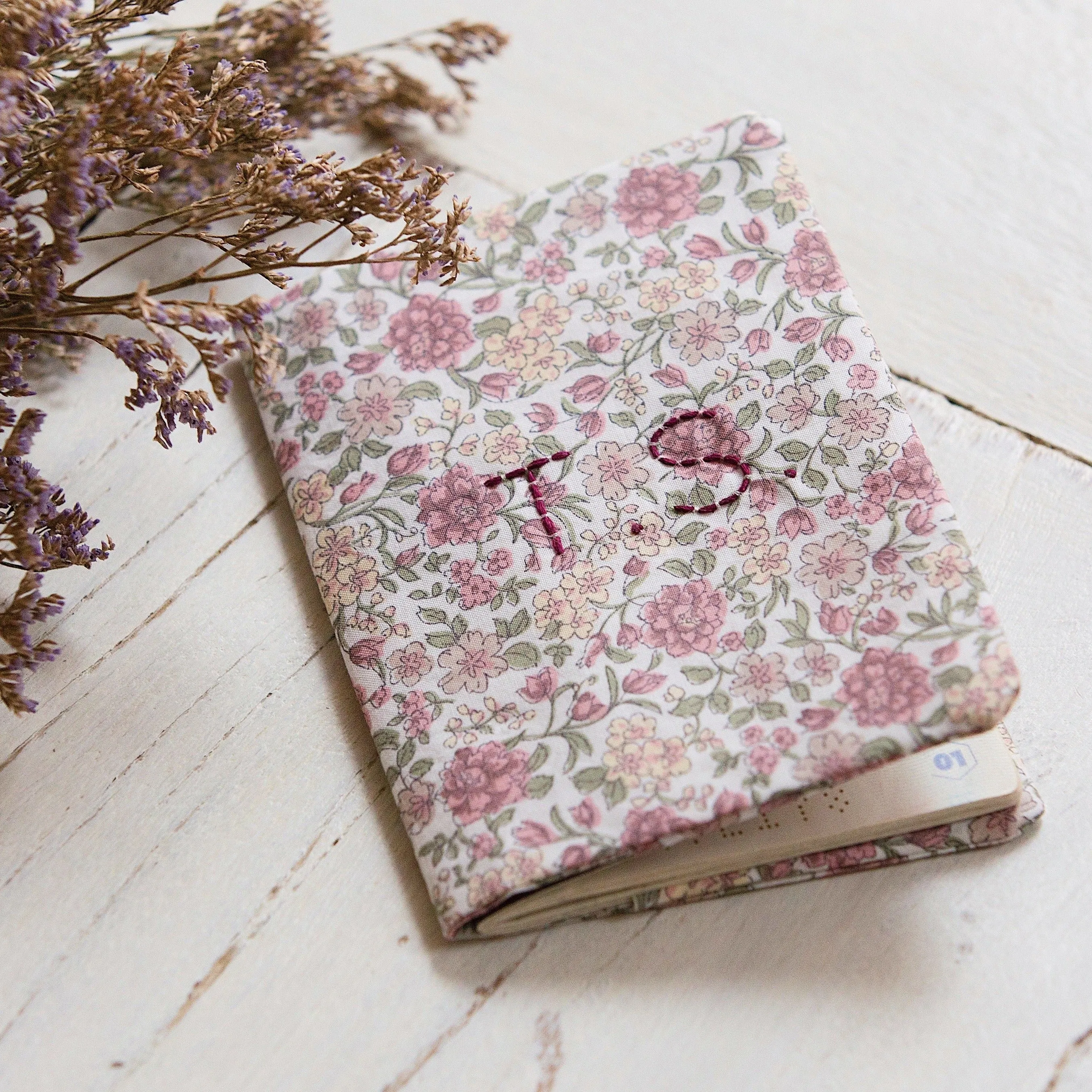 Passport holder - Flowers