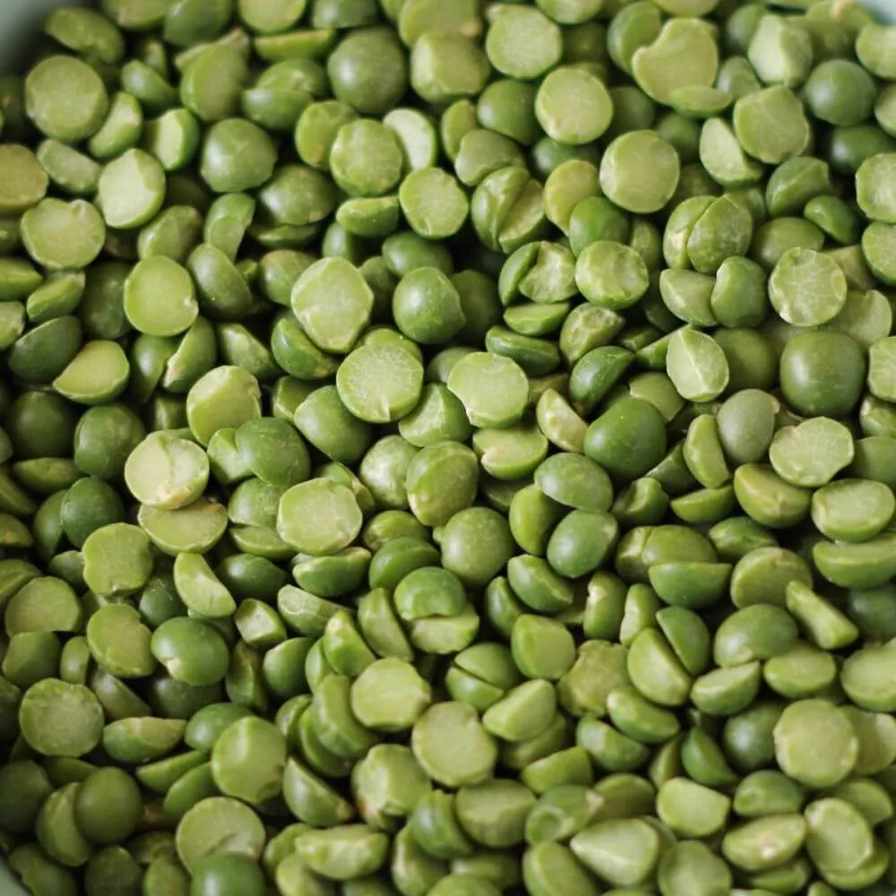 Rainy Day Foods Split Green Peas 25 lbs Bag - 126 Servings