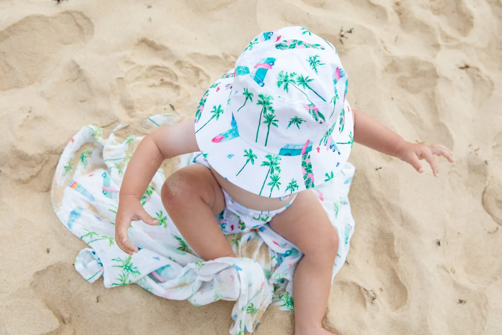 Reusable Swim Nappy & Hat Set - Chasing Waves