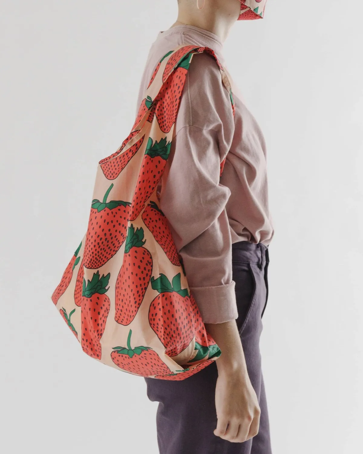 Strawberry Standard Baggu